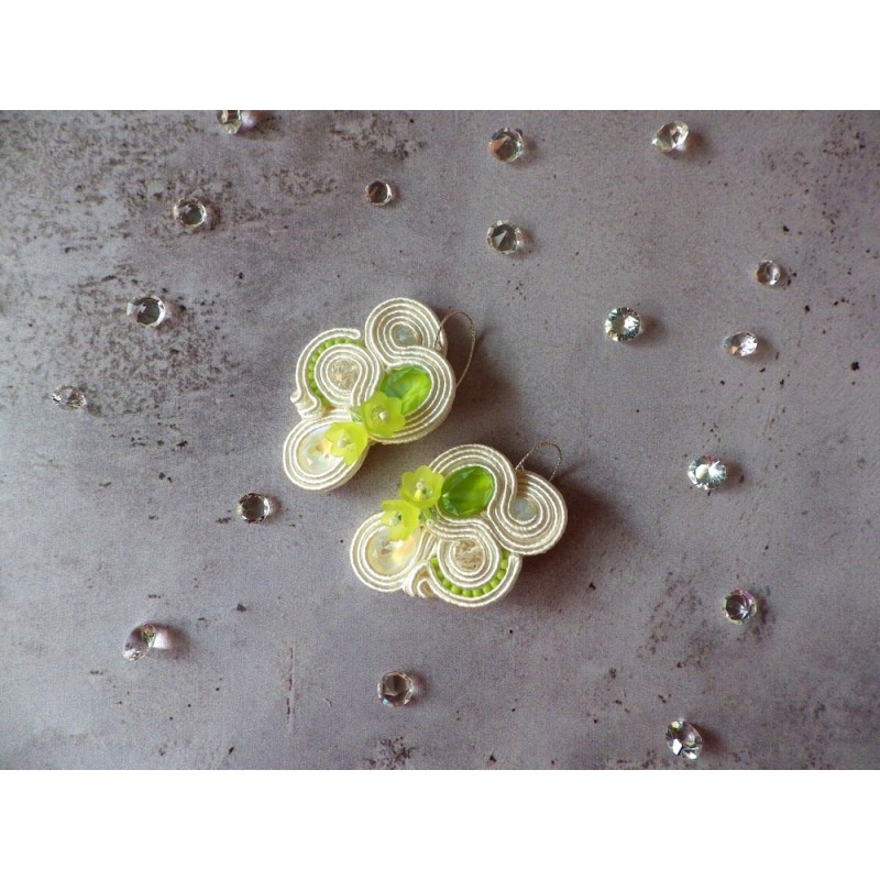 "SPRING FLOWERS" boucles d'oreilles soutache et Swarovski "SPRING FLOWERS" boucles d'oreilles soutache et Swarovski