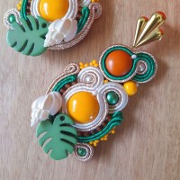 "SUMMY" boucles soutache, résine et coquillage