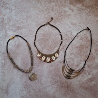 Collier ethnique nacre et corne