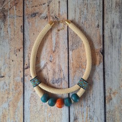 Collier grosse corde et perles en bois