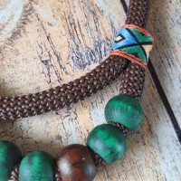 Collier grosse corde et perles en bois