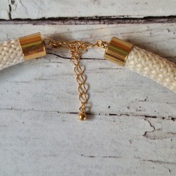 Collier perles bois teintes rose XXL