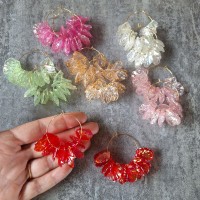 Créoles inox et pétales colorés