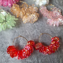 Créoles inox et pétales colorés