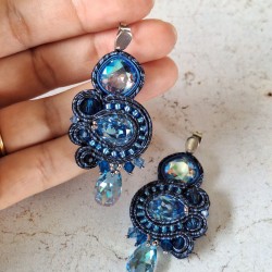 "MIDNIGHT" boucles soutache et cristal