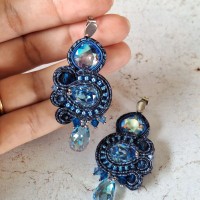"MIDNIGHT" boucles soutache et cristal