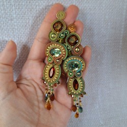 "NAELLE" boucle soutache, cristal et acier inox