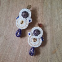 "MARIANNE" boucles soutache, résine et acier inox