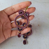 "PRUNE" boucles soutache, inox et cristal