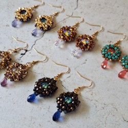 Boucles tissées avec cristal 1
