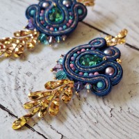 "BARBADE" boucles soutache, cristal et acier inox